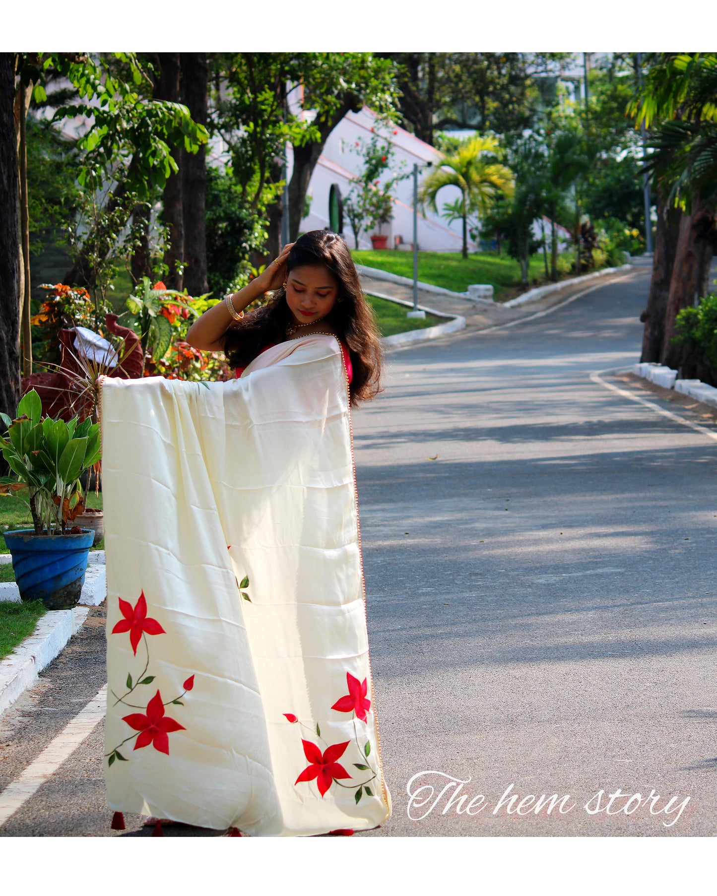 CHITRAKARI- Lily Handpainted Saree Enhanced With Pearl Borders