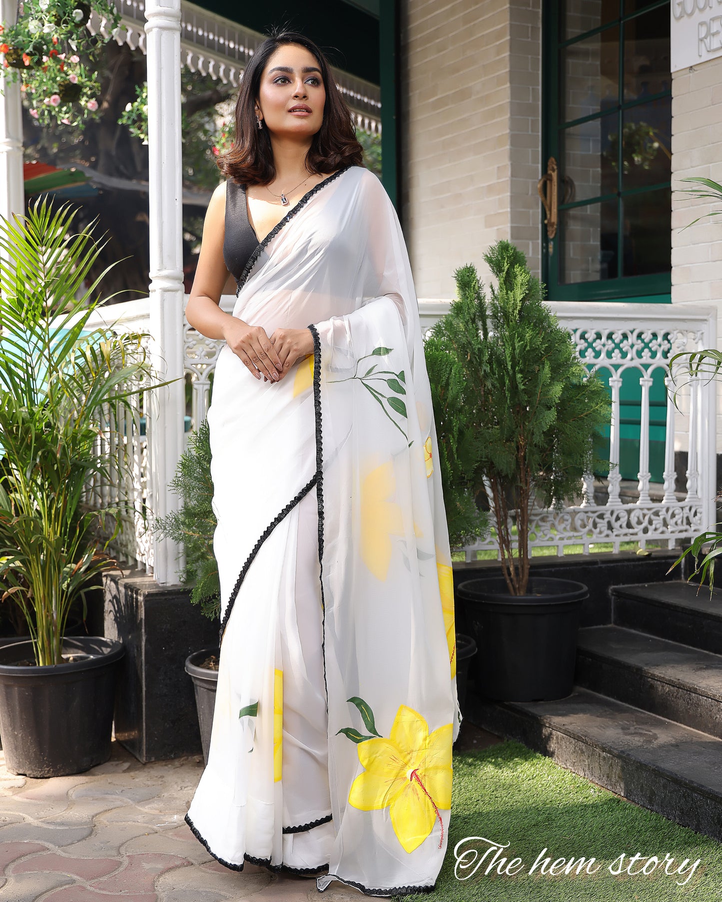 CHITRAKARI- White Handpainted Organza Saree