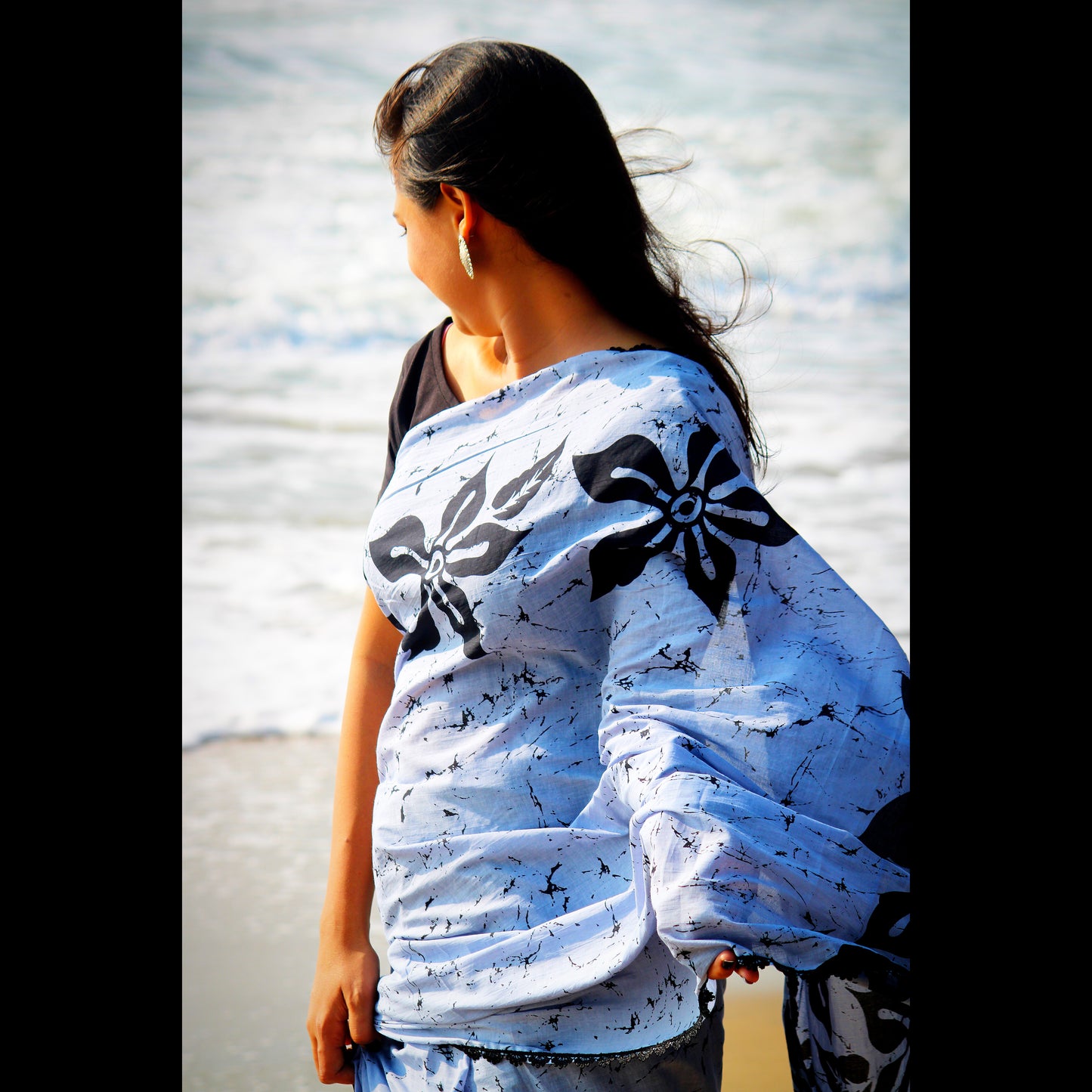COTTON TALES- Pure Mul Cotton Indigo Floral Handblock Printed Saree