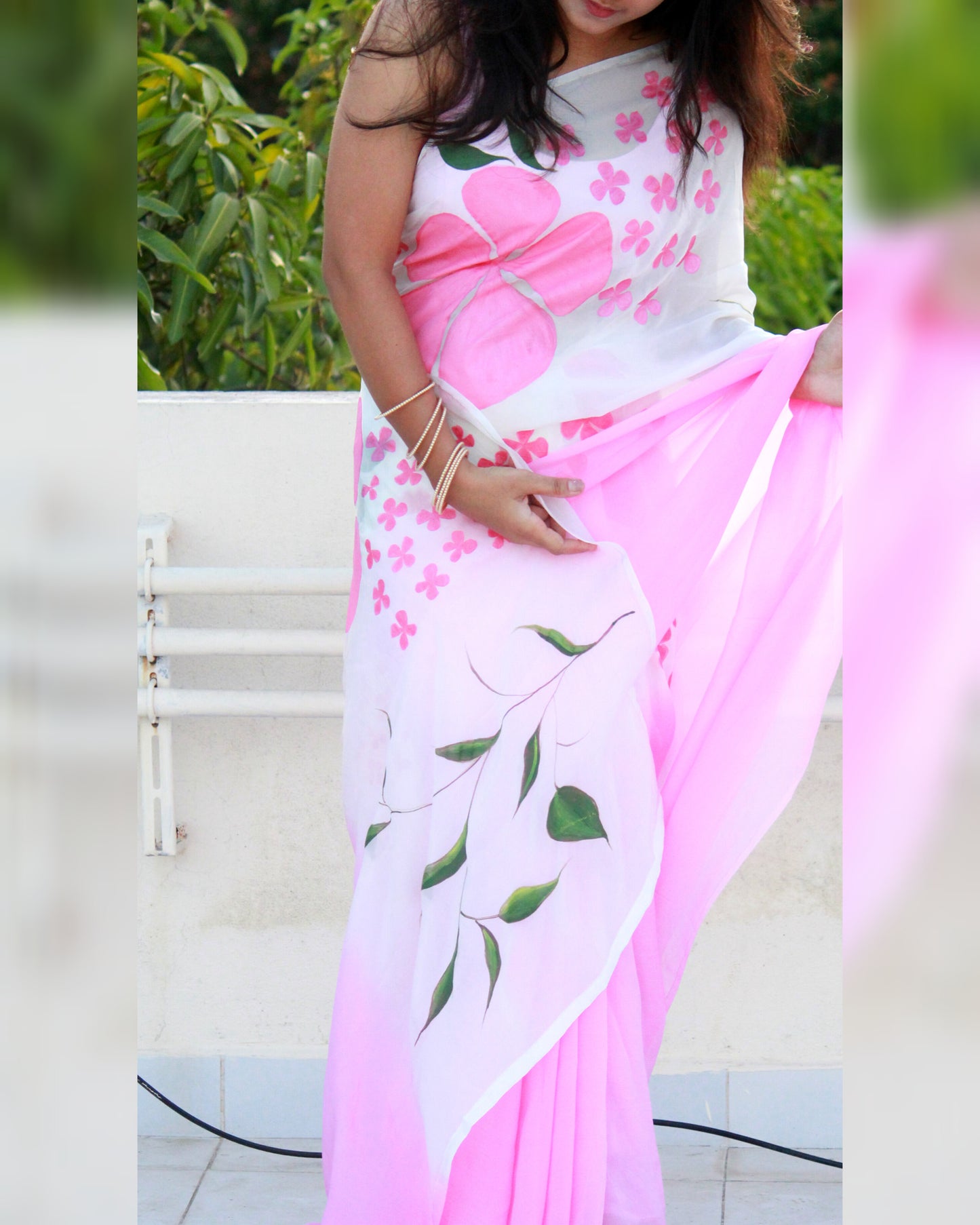 CHITRAKARI - White & Pink Ombre Handpainted Saree