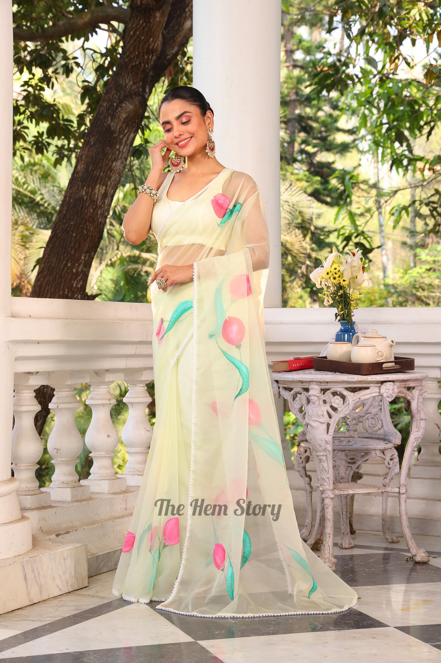 CHITRAKARI-Lemon Yellow Handpainted Tulip Organza Saree With Handwork Detailings