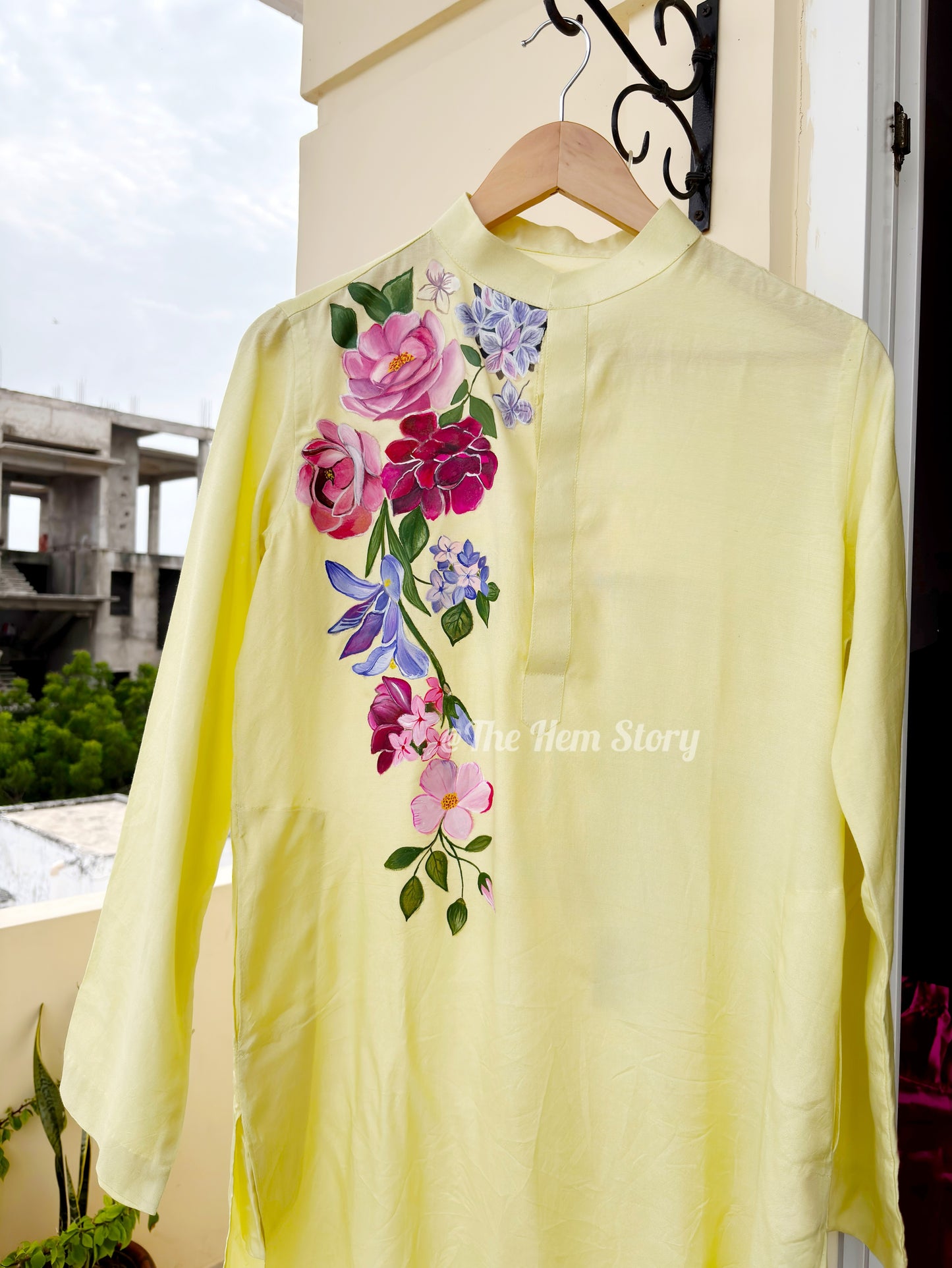 Men's Handpainted Kurta in Lemon Yellow